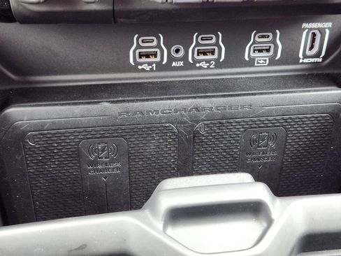 Used 2025 RAM 1500 Limited w/ Bed Utility Group image 19