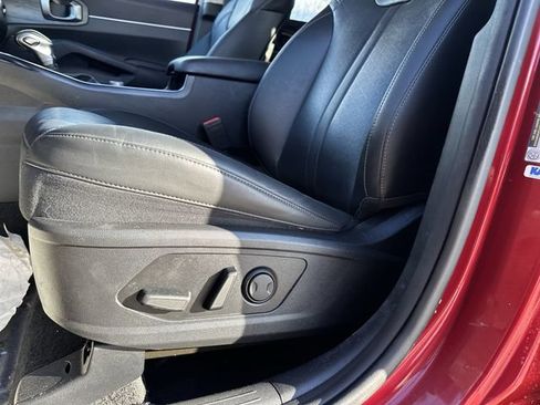 Used 2023 Kia Sorento S AWD/4WD image 16