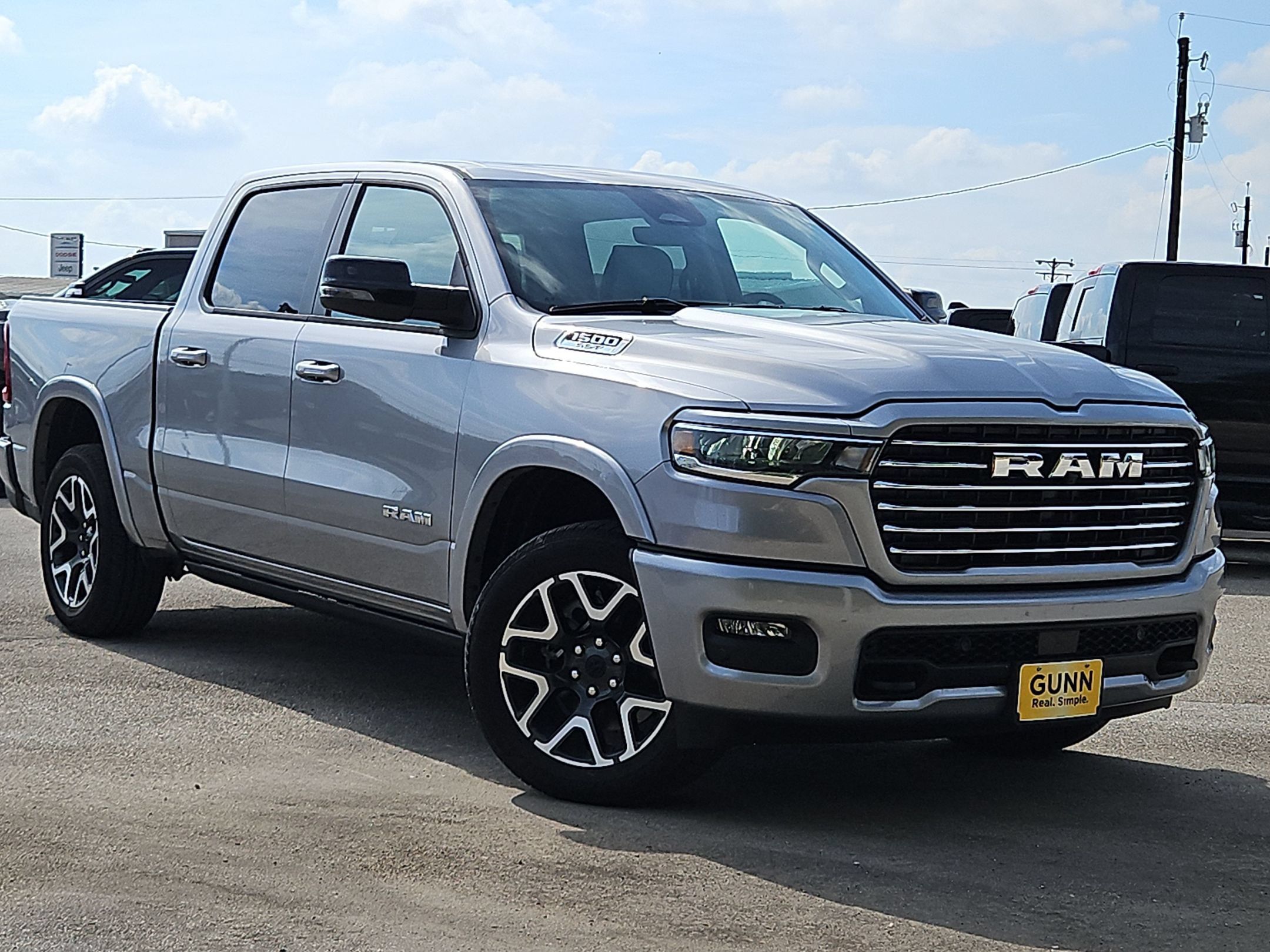 Used 2025 RAM 1500 Laramie w/ Laramie Southwest Edition AWD/4WD image 1