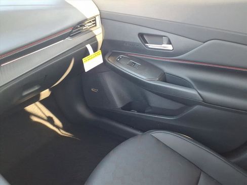 New 2026 Nissan Sentra SR image 25