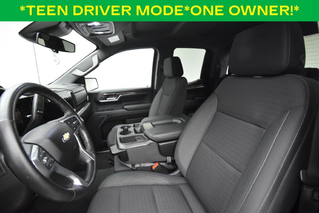Used 2023 Chevrolet Silverado 1500 LT AWD/4WD image 8