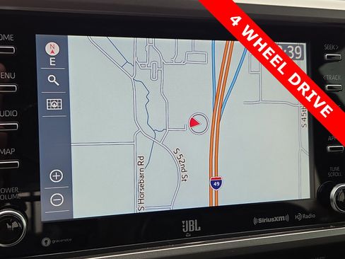 Used 2022 Toyota Tacoma Limited image 17