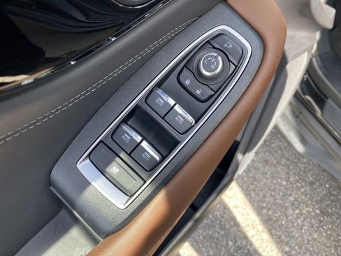 Used 2023 Subaru Outback Touring w/ Tech Package 2 image 18