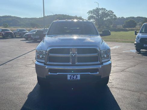 Used 2014 RAM 2500 Tradesman w/ Chrome Appearance Group AWD/4WD image 8
