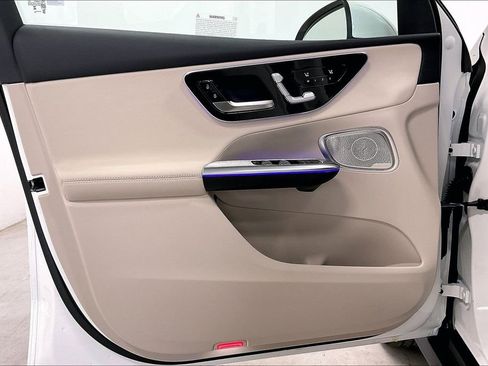New 2026 Mercedes-Benz GLC 300 4MATIC image 10