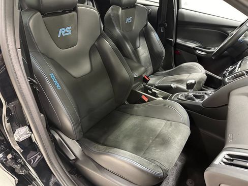 Used 2017 Ford Focus RS AWD/4WD image 12