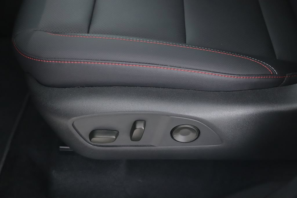 Used 2026 Chevrolet Traverse Z71 AWD/4WD image 18