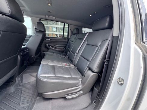 Used 2017 Chevrolet Suburban LT AWD/4WD image 22