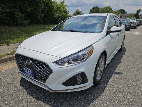 Used 2019 Hyundai Sonata Limited FWD image 2