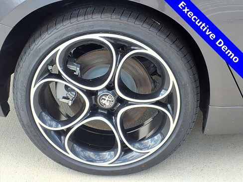 New 2025 Alfa Romeo Giulia AWD image 6