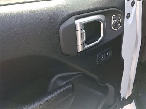 Used 2020 Jeep Wrangler Unlimited Sport image 29