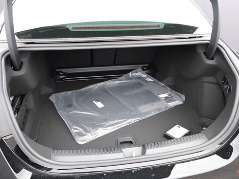 New 2026 Mercedes-Benz E 350 4MATIC Sedan image 17