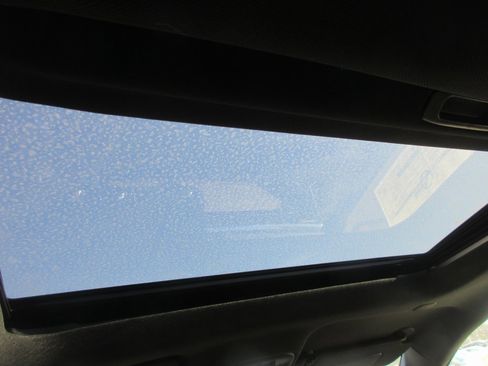 New 2026 GMC Canyon Denali image 15