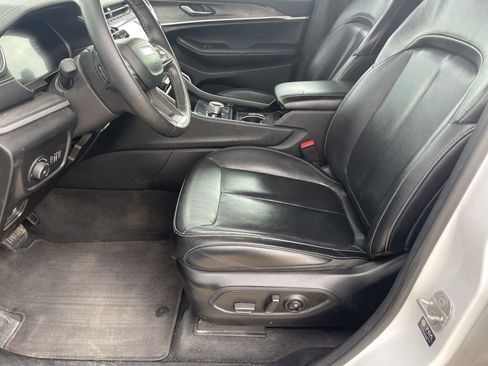 Used 2021 Jeep Grand Cherokee L Limited image 12