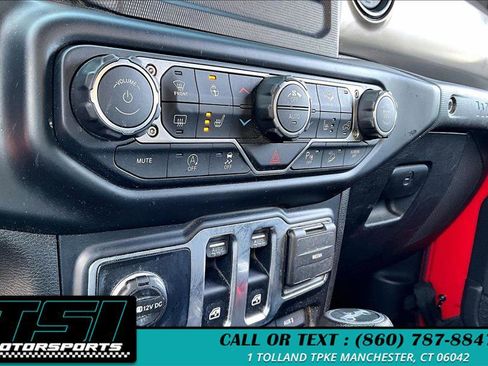 Used 2019 Jeep Wrangler Sport image 32