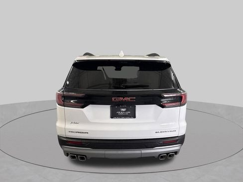 Used 2026 GMC Acadia Elevation w/ Elevation Premium Package FWD image 6