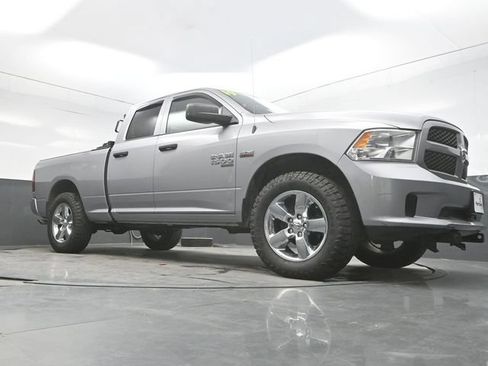 Used 2019 RAM 1500 Express AWD/4WD image 29
