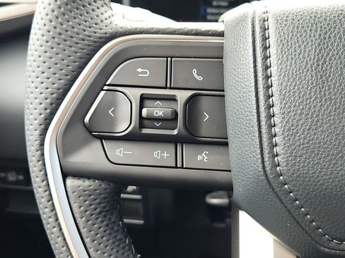 New 2025 Toyota Tundra Limited AWD/4WD image 17