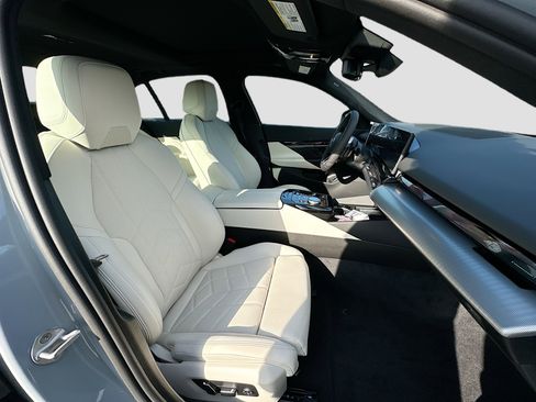 New 2026 BMW 530i w/ M Sport Package RWD image 23