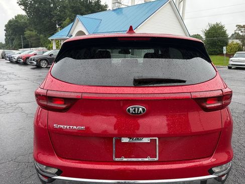 Used 2021 Kia Sportage LX AWD/4WD image 18