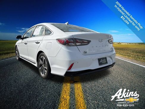 Used 2019 Hyundai Sonata Limited image 9