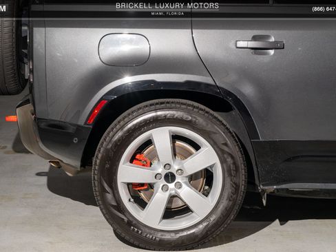Used 2024 Land Rover Defender 110 X AWD/4WD image 48