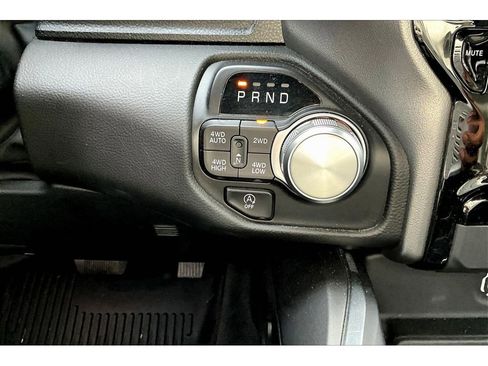 Used 2023 RAM 1500 Laramie image 29
