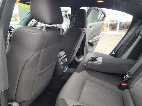 Used 2022 Dodge Charger SXT image 21