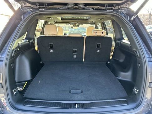 Used 2025 Jeep Grand Cherokee Limited image 27