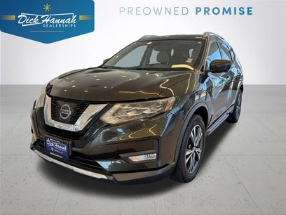 Used 2017 Nissan Rogue SL w/ SL Premium Package