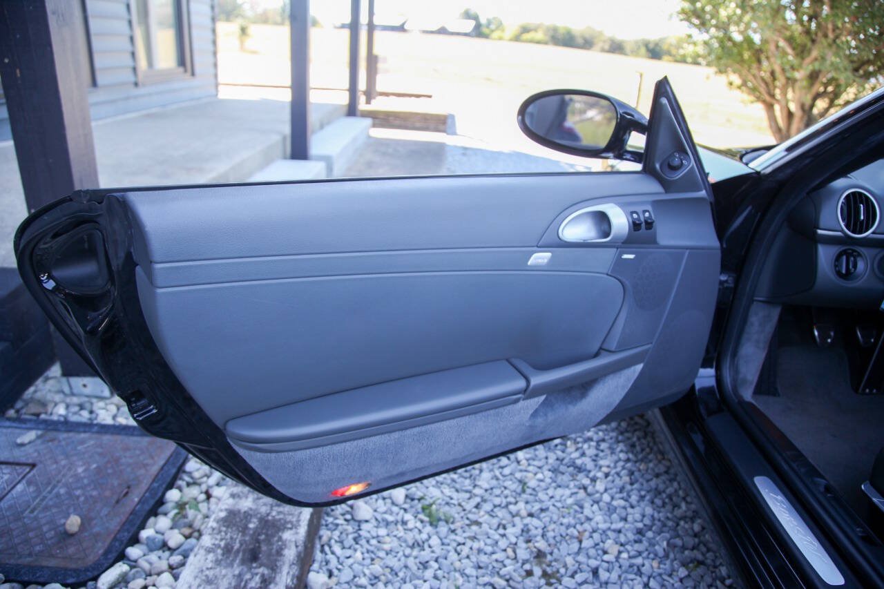 Used 2005 Porsche Boxster RWD image 39