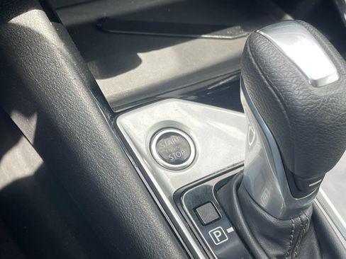 Used 2024 Nissan Altima 2.5 SV FWD image 23