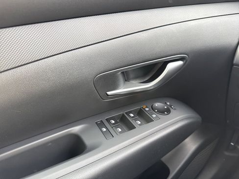 New 2026 Hyundai Tucson SE image 28