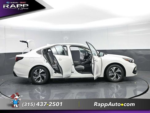 Used 2025 Subaru Legacy Premium AWD/4WD image 32