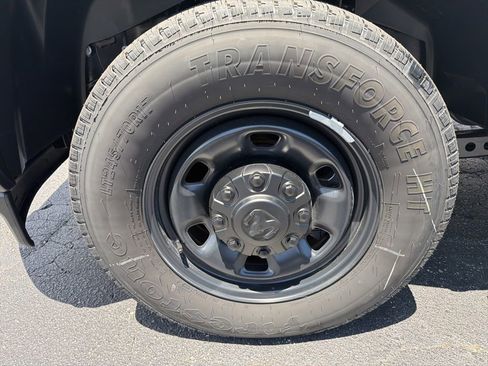 New 2026 RAM 2500 Tradesman AWD/4WD image 9