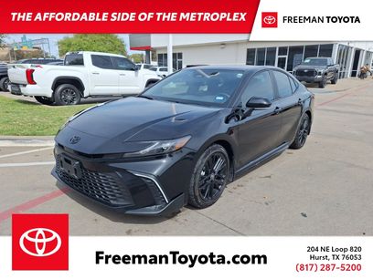 Used 2025 Toyota Camry SE w/ Convenience Package