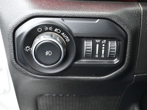 Used 2021 Jeep Wrangler Unlimited Rubicon w/ Steel Bumper Group image 13