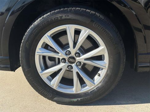 Used 2023 Audi Q3 2.0T Premium Plus w/ Premium Plus Package image 7