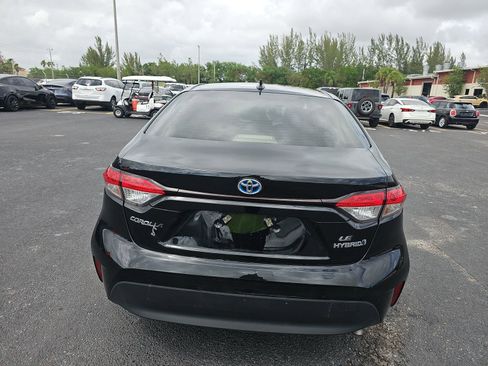 Used 2024 Toyota Corolla LE image 7