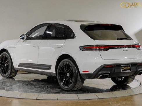 Used 2023 Porsche Macan AWD/4WD image 12