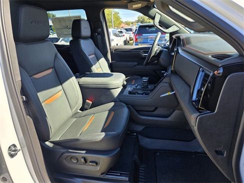 New 2026 GMC Sierra 1500 AT4 w/ AT4 Premium Package image 17