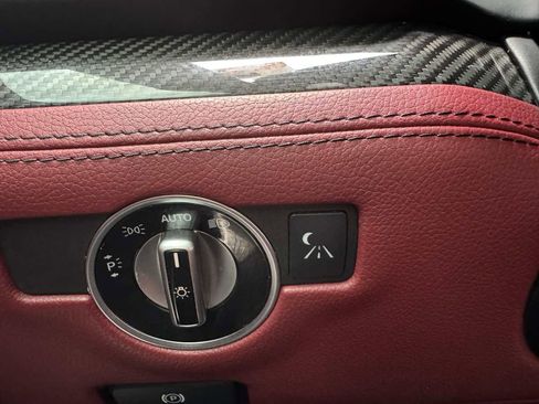 Used 2015 Mercedes-Benz SL 63 AMG image 30