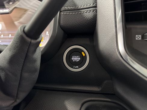 New 2025 RAM 4500 4x4 Crew Cab DRW w/ Laramie Trim Package image 32