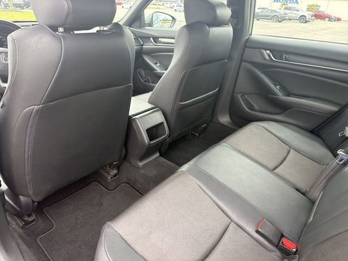 Used 2019 Honda Accord Sport image 14