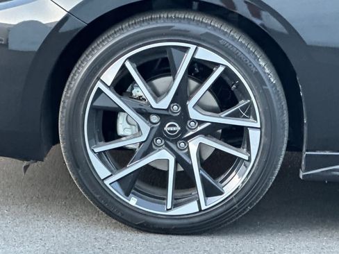 New 2025 Nissan Sentra SR image 26