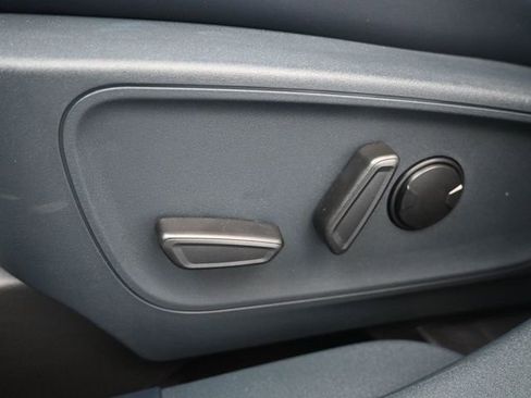 Used 2025 Ford Maverick Lariat w/ 4K Tow Package image 17