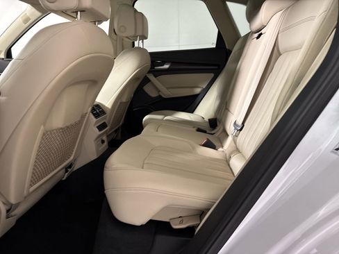 Used 2023 Audi Q5 2.0T Premium Plus w/ Premium Plus Package AWD/4WD image 22