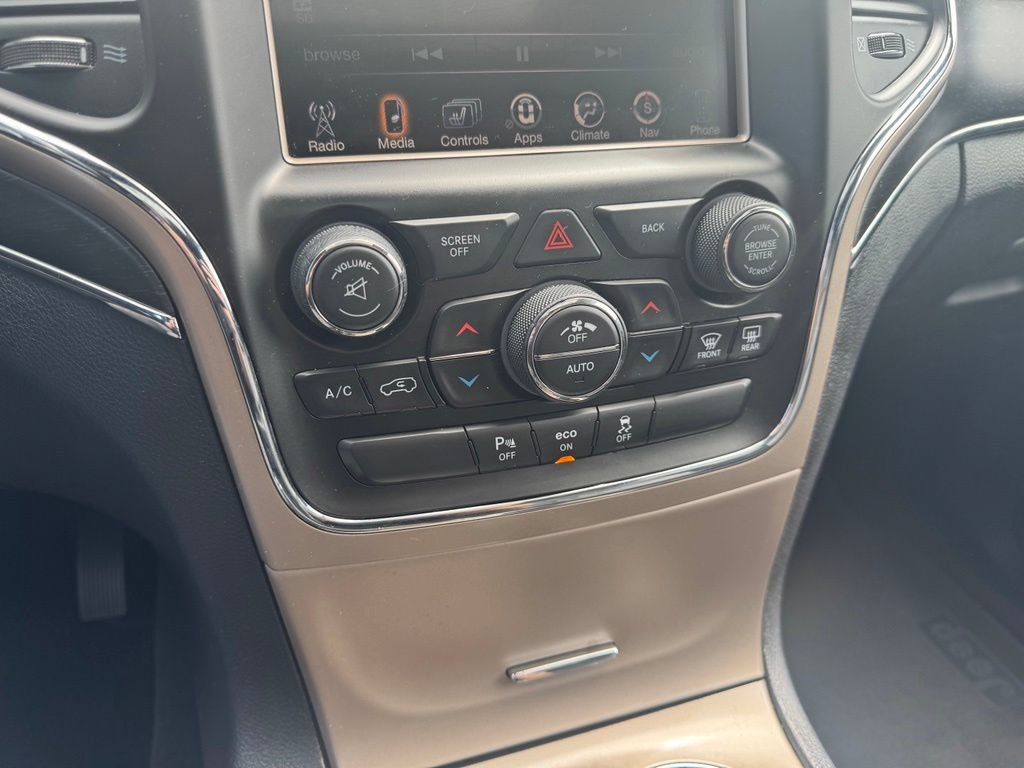 Used 2015 Jeep Grand Cherokee Limited AWD/4WD image 13