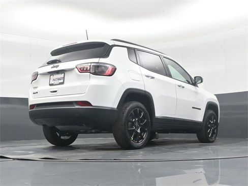 New 2026 Jeep Compass Latitude image 40