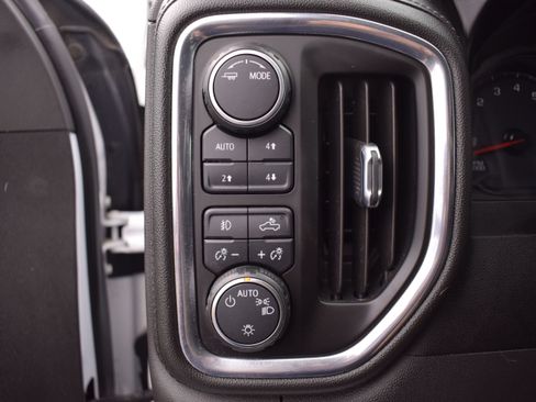 Used 2021 Chevrolet Silverado 1500 LT Trail Boss w/ Convenience Package II AWD/4WD image 15